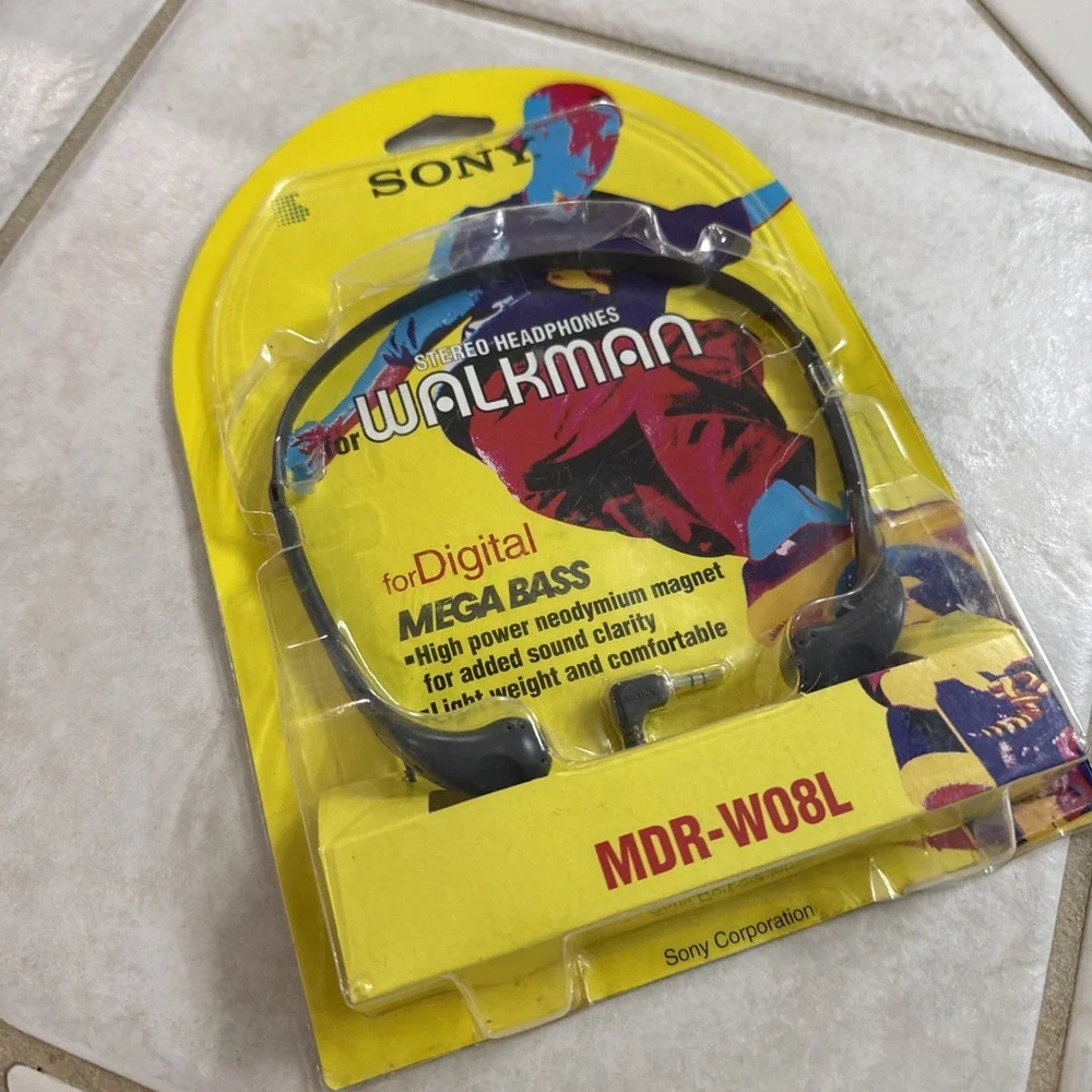 Stereo Headphones for WALKMAN SONY MDR-W08L 1995 Digital Mega Bass NEW Sealed